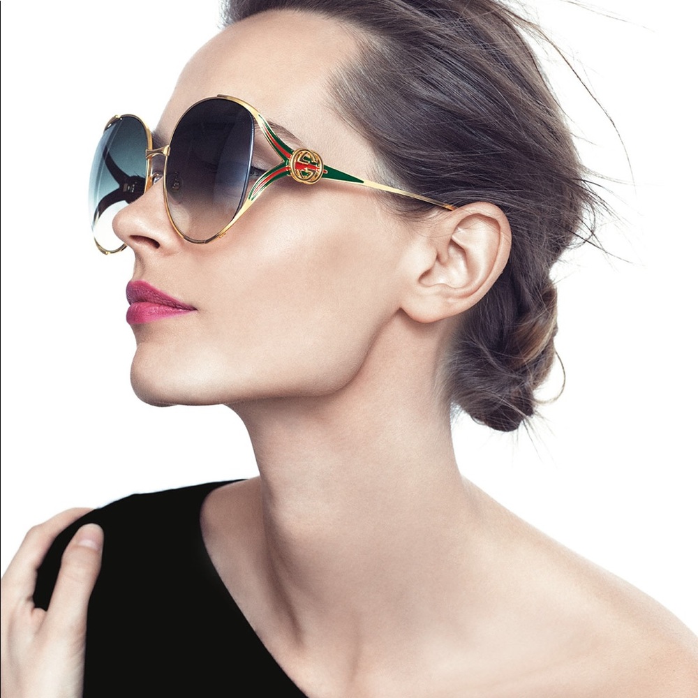 Gucci Oval GG Sunglasses - Picture 3 of 3